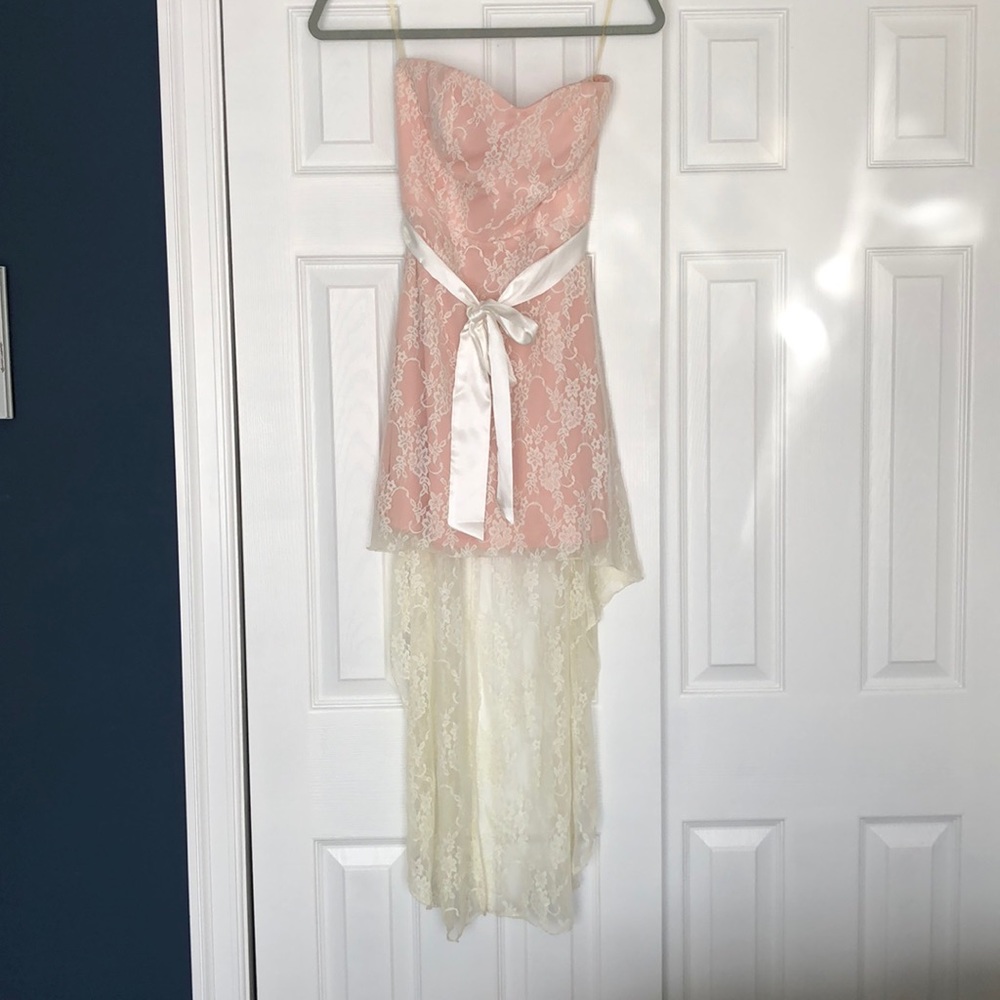 Sweetheart strapless hi-lo lace dress